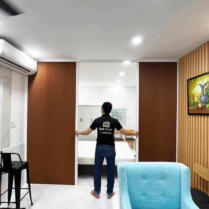 Vách ngăn tổ ong đẹp Funi Smart Door hệ 30