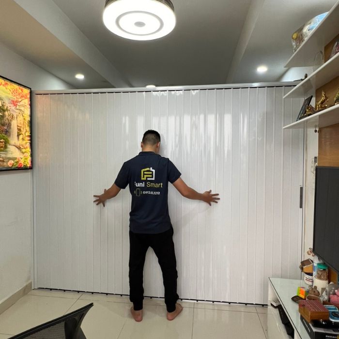 Vách ngăn chia phòng bằng nhôm xếp cao cấp Funismart Door