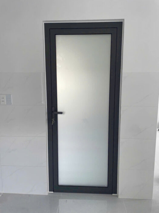Cửa nhà vệ sinh nhôm kính