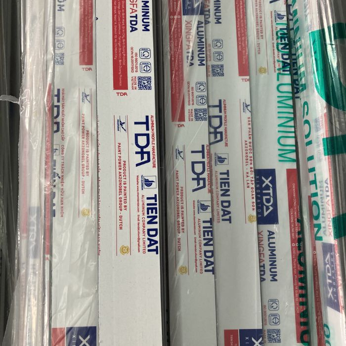 Khung nhôm thương hiệu Tiến Đạt
